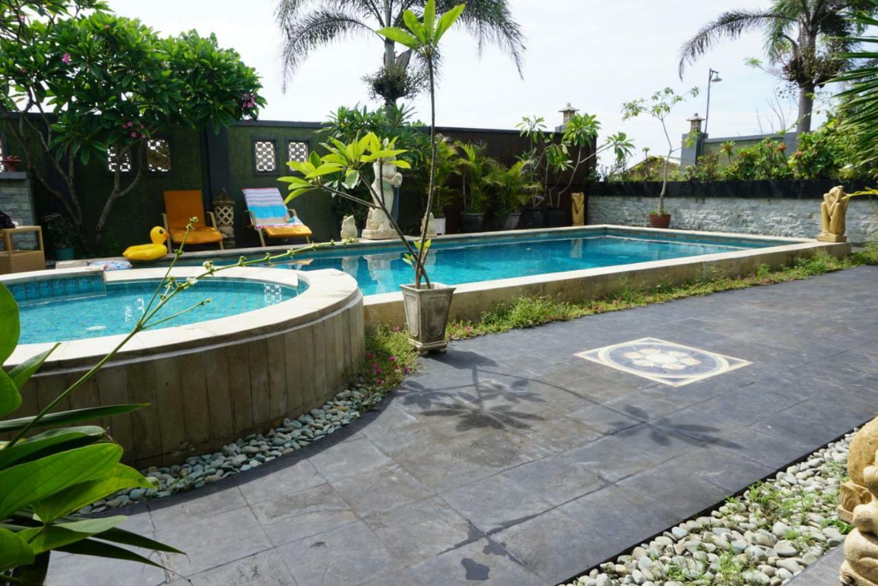 Villa Kenanga In Meninting By The Beach Mataram Eksteriør bilde
